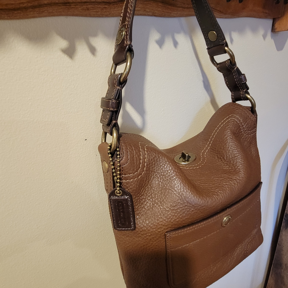 SOLD - Coach 2009 Vintage Hobo Bucket Turn Lock Shoulder Bag